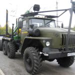 Продам а/м Урал Лесовозный тягач с гидроманипулятором Атлант