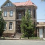 В ташкенте.продаю евро дом котрый находится в яккосарайс